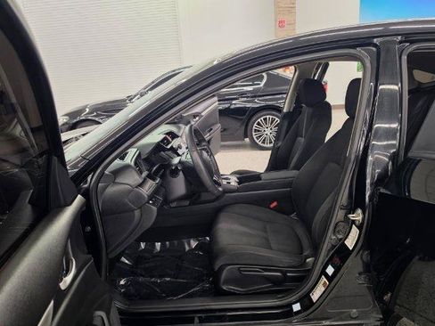 Used 2019 Honda Civic LX image 8