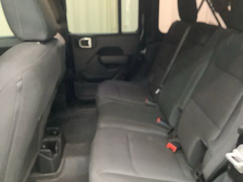 Used 2022 Jeep Wrangler Unlimited Sport image 24