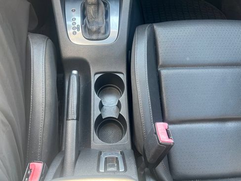Used 2007 Volkswagen Eos 2.0T FWD image 35