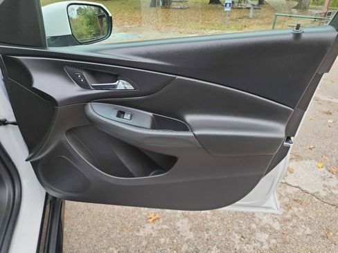 Used 2016 Chevrolet Volt LT image 33