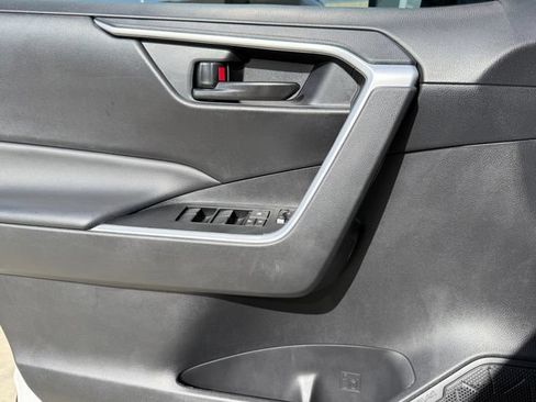 Used 2025 Toyota RAV4 LE FWD image 19