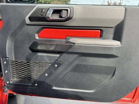 Used 2023 Ford Bronco Big Bend image 28