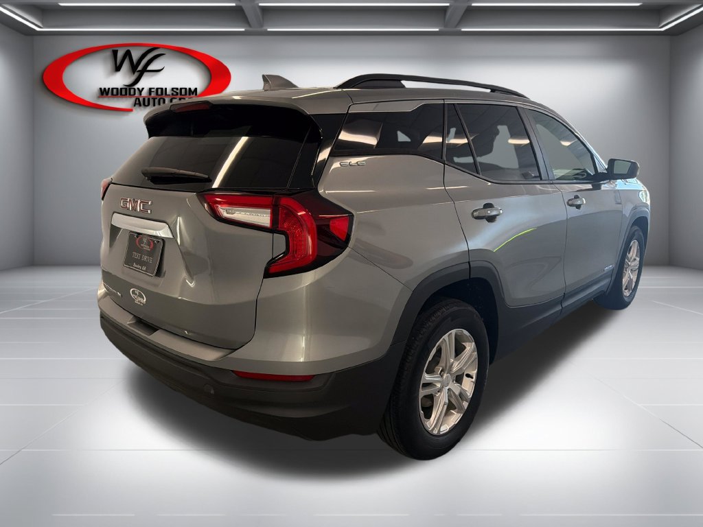 Used 2023 GMC Terrain SLE w/ Driver Convenience Package FWD image 6