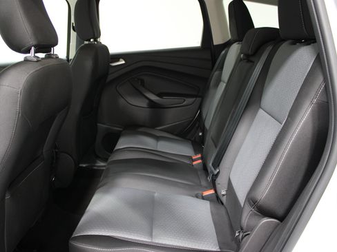 Used 2019 Ford Escape SE FWD image 30