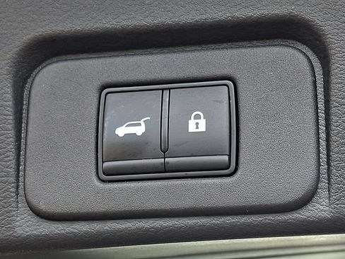 Used 2023 Nissan Rogue SV w/ SV Premium B Package AWD/4WD image 29