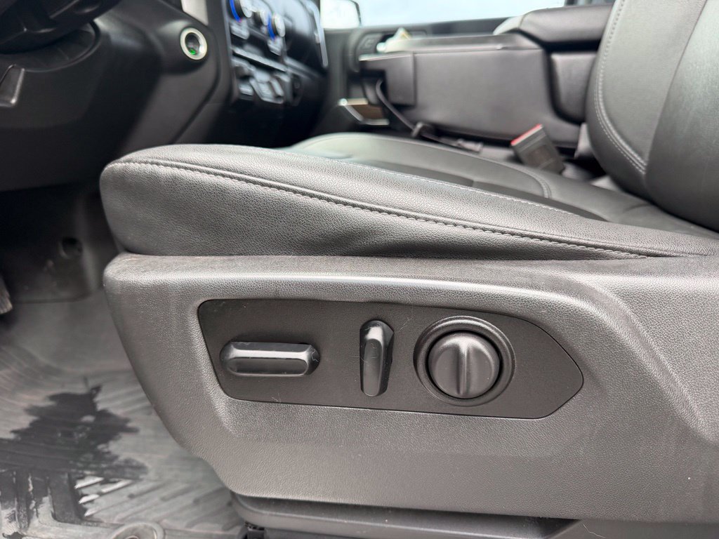 Used 2021 Chevrolet Silverado 1500 LT AWD/4WD image 25