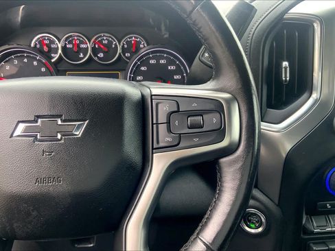 Used 2021 Chevrolet Silverado 1500 LT Trail Boss w/ Convenience Package II AWD/4WD image 25