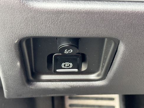 Used 2022 Chevrolet Corvette Stingray Coupe image 16