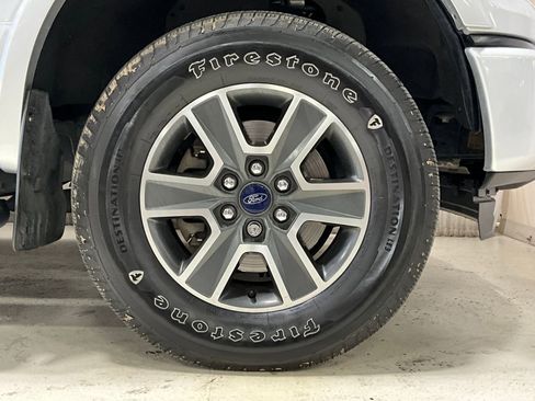 Used 2015 Ford F150 Lariat image 11