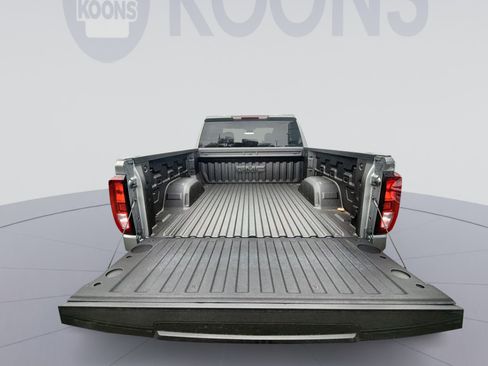 New 2026 GMC Sierra 1500 SLE image 26