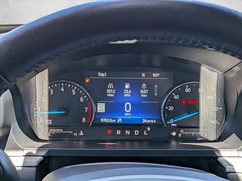 Used 2024 Ford Explorer XLT w/ Equipment Group 202A RWD image 15