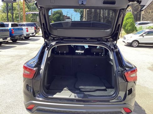 Used 2024 Chevrolet Trax LS FWD image 10