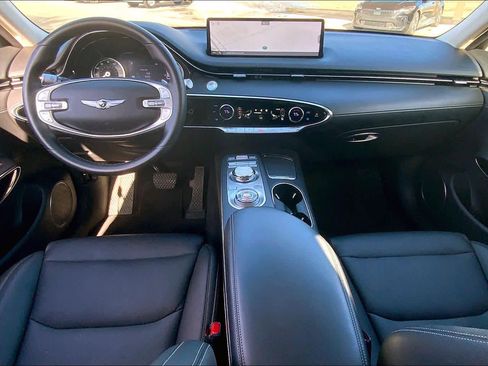 Used 2025 Genesis GV70 2.5T image 16