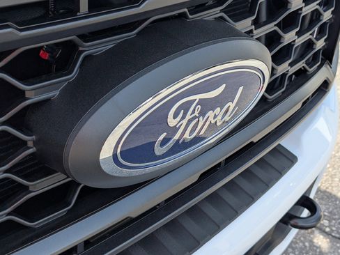 New 2026 Ford F250 XL AWD/4WD image 6