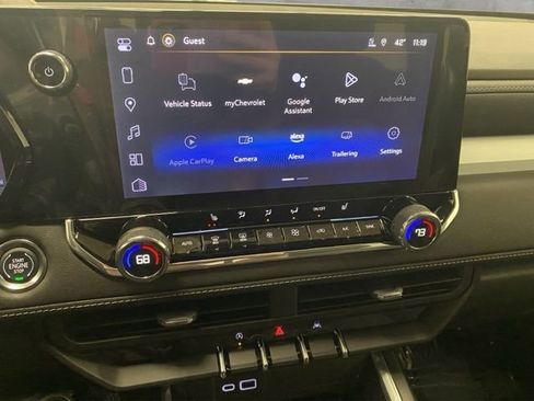 New 2025 Chevrolet Colorado LT w/ LT Convenience Package image 9