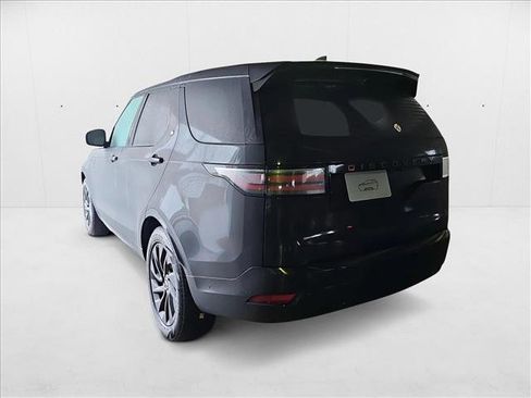 New 2024 Land Rover Discovery Dynamic SE image 7