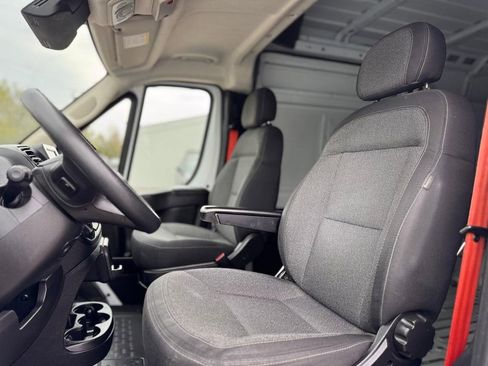 Used 2023 RAM ProMaster 3500 w/ Fleet Safety Group FWD image 18