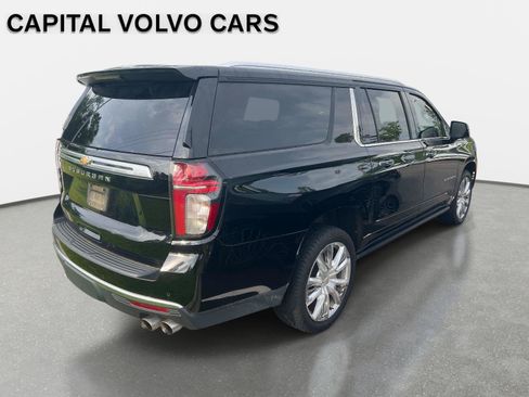 Used 2021 Chevrolet Suburban High Country w/ Premium Package RWD image 2