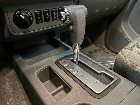 Used 2016 Nissan Frontier SV w/ SV Value Truck Package image 12