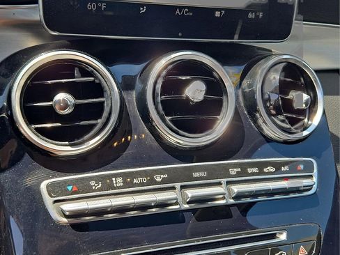 Used 2015 Mercedes-Benz C 300 4MATIC Sedan w/ Multimedia Package image 16