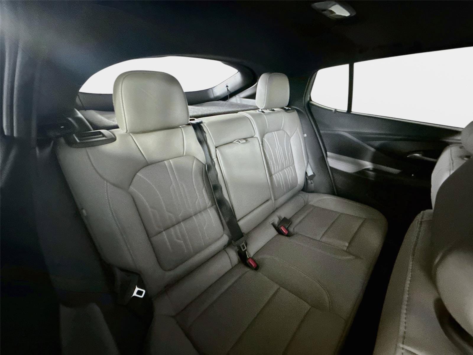 New 2026 Buick Envista Avenir FWD image 27