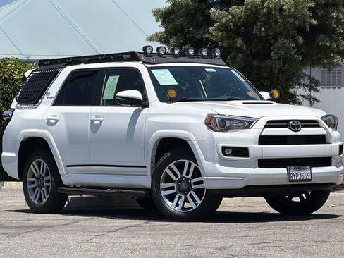 Used 2022 Toyota 4Runner TRD Sport w/ Technology Package AWD/4WD image 2