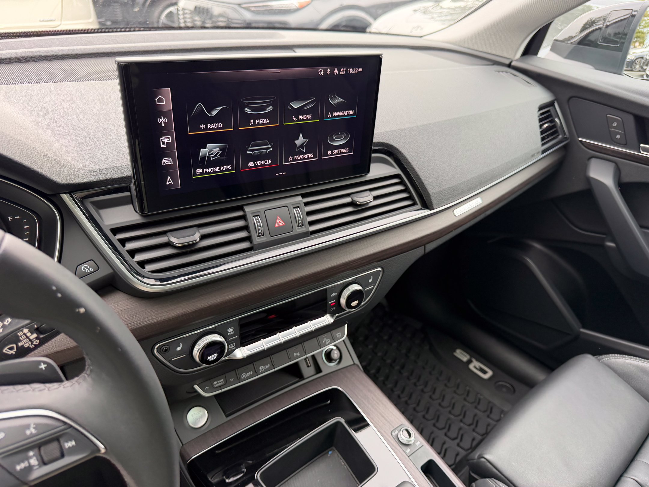 Used 2024 Audi Q5 2.0T Premium w/ Convenience Package AWD/4WD image 21