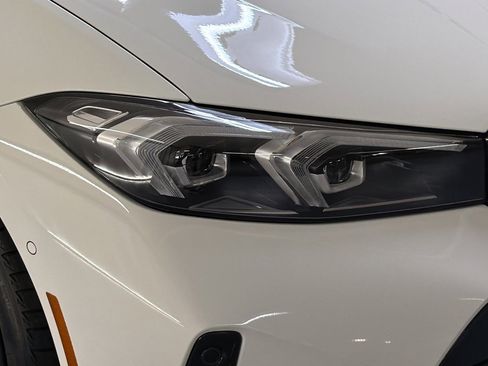 New 2026 BMW 330i Sedan w/ M Sport Package image 11