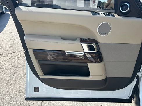 Used 2017 Land Rover Range Rover AWD/4WD image 11