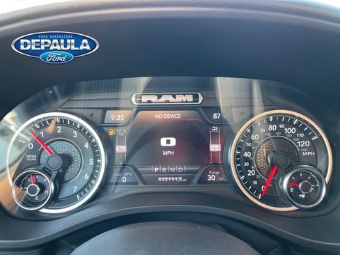 Used 2022 RAM 1500 Big Horn AWD/4WD image 2