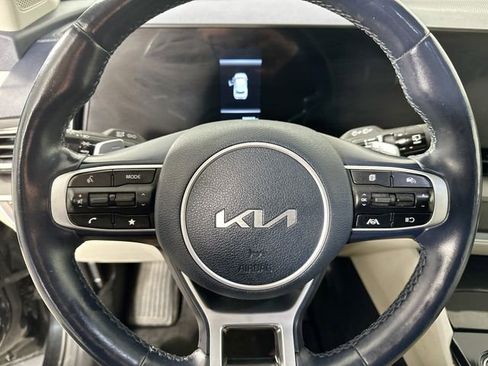 Used 2023 Kia Sportage EX w/ EX Premium Package image 19