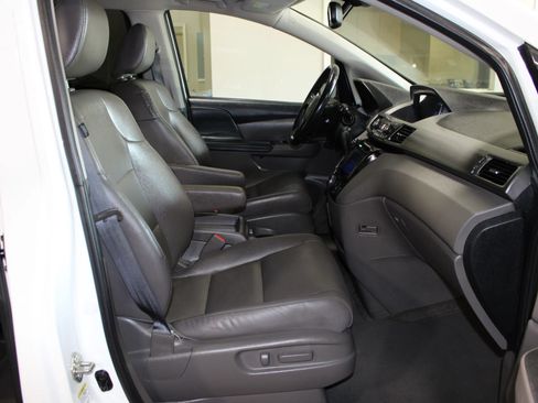 Used 2016 Honda Odyssey EX-L image 30