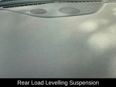 Certified 2025 Jeep Grand Cherokee Limited w/ Black Appearance Package image 12