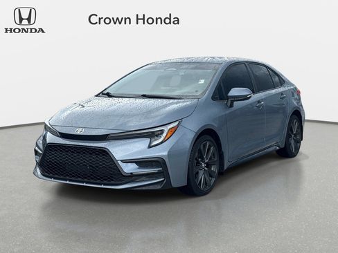 Used 2024 Toyota Corolla SE FWD image 1
