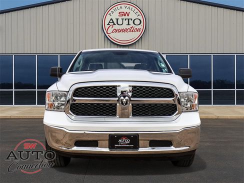 Used 2024 RAM 1500 Classic SLT image 2