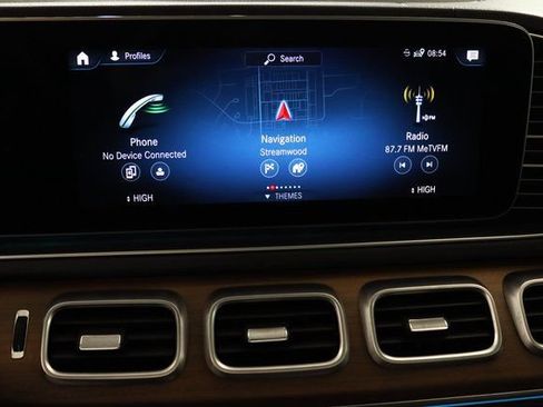 Used 2022 Mercedes-Benz GLS 580 4MATIC image 7