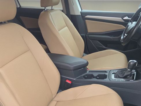 Used 2019 Volkswagen Jetta SE FWD image 16