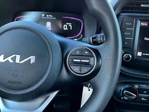 Used 2023 Kia Soul LX image 22