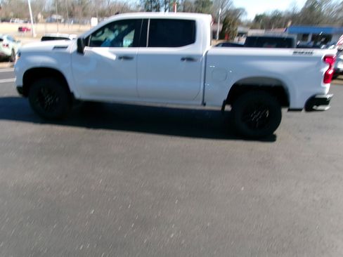 New 2026 Chevrolet Silverado 1500 Custom Trail Boss w/ Dark Appearance Package image 6