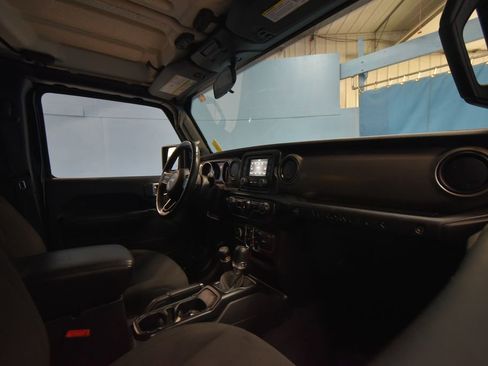 Used 2019 Jeep Wrangler Unlimited Sport S image 20