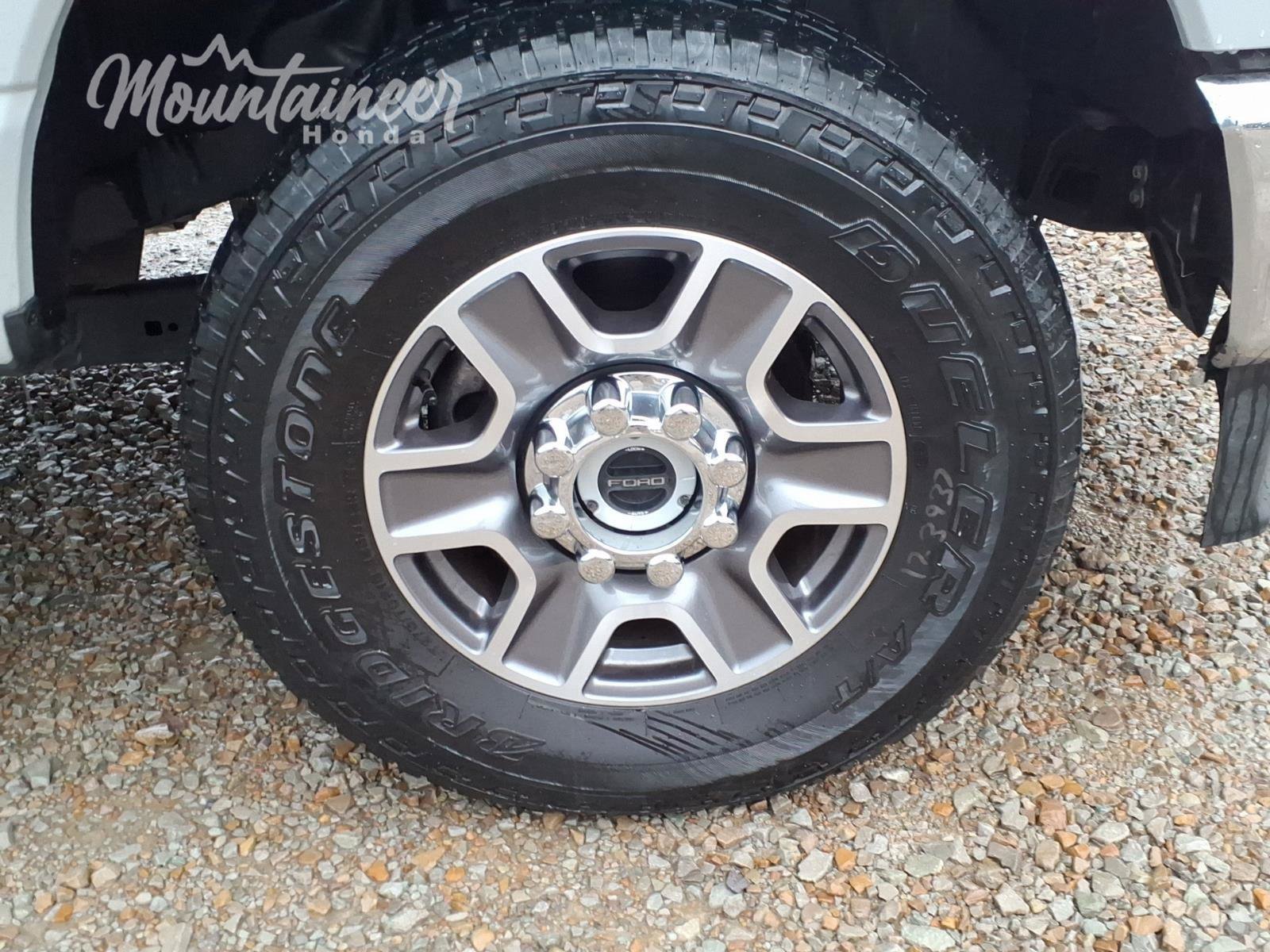 Used 2026 Ford F250 Lariat AWD/4WD image 12