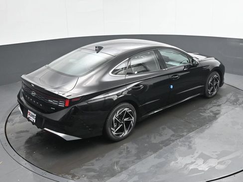 New 2026 Hyundai Sonata SEL AWD/4WD image 12