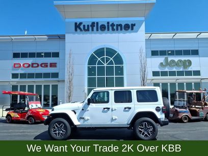 Used 2026 Jeep Wrangler Unlimited Sahara w/ Dual Top Group