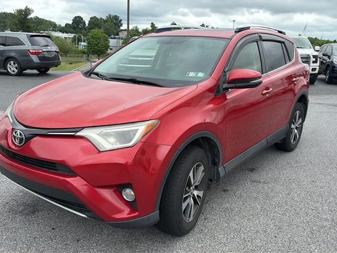 Used 2016 Toyota RAV4 XLE AWD/4WD image 19