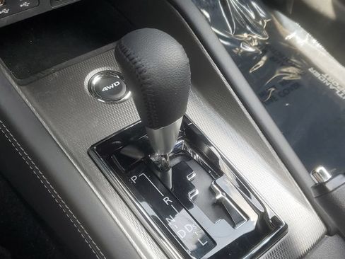 Used 2025 Mitsubishi Outlander Sport SEL AWD/4WD image 21