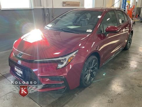 New 2026 Toyota Corolla SE image 3