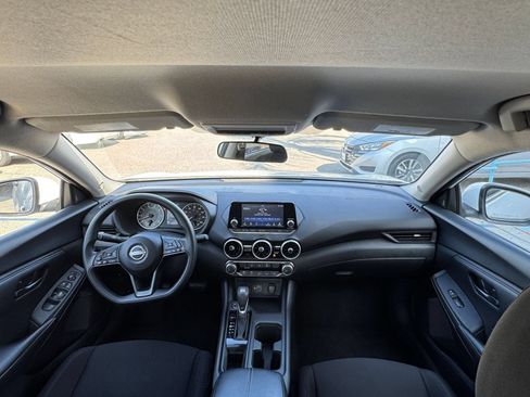 Used 2025 Nissan Sentra S FWD image 31