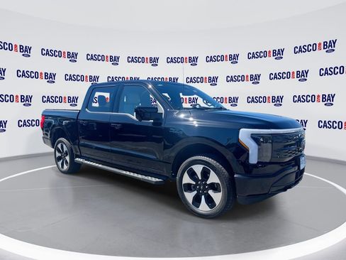 Certified 2025 Ford F150 Lightning Platinum AWD/4WD image 1