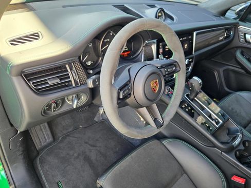 Certified 2026 Porsche Macan GTS AWD/4WD image 5