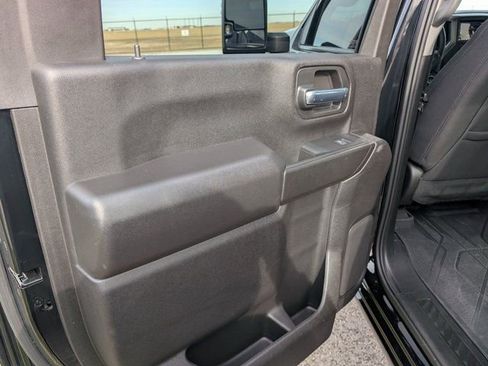 Used 2024 Chevrolet Silverado 2500 Custom w/ Custom Value Package image 13